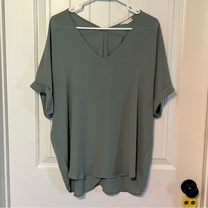 Lush Dolman Sleeve Top, Large